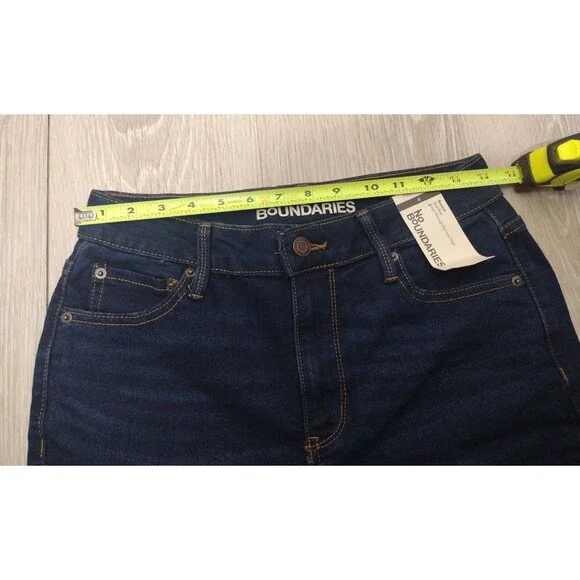 No Boundaries | Stretch Denim | Bootcut Jeans | Size 6 | NWT - Picture 9 of 12